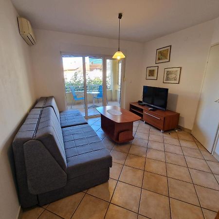 Appartement Apartman Puntizela à Pula Extérieur photo